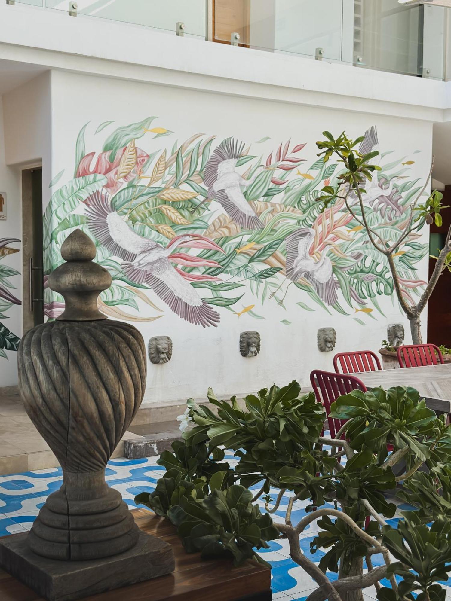 Hotel Catedral La Paz Exterior photo Mural at the restaurant